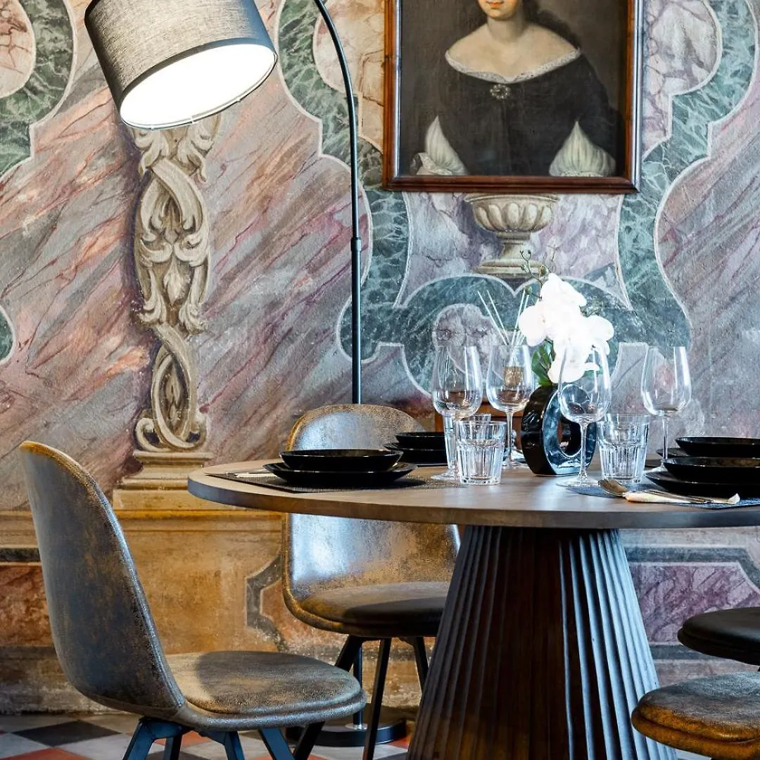 Villa Historical Dwelling In Palazzo Terzi Bérgamo